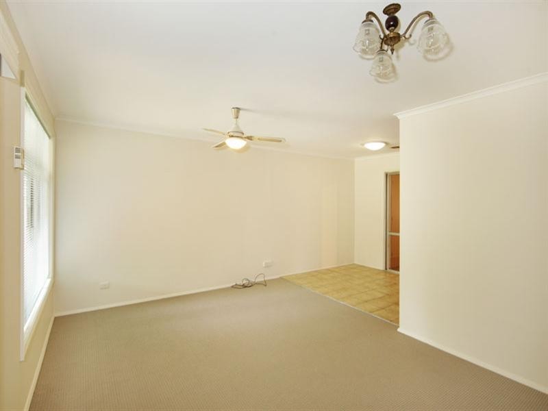 2 Jetty Avenue, Charmhaven NSW 2263