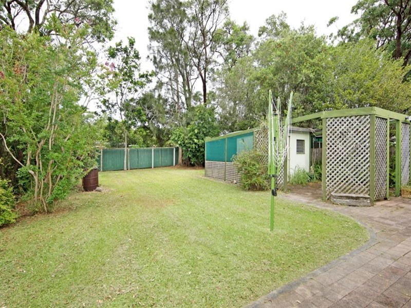 2 Jetty Avenue, Charmhaven NSW 2263