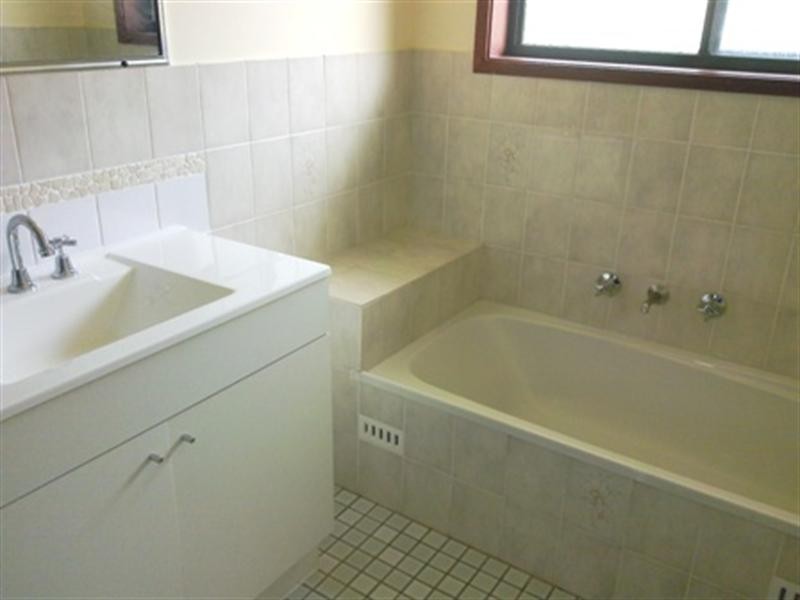 5 Harding Avenue, Lake Munmorah NSW 2259