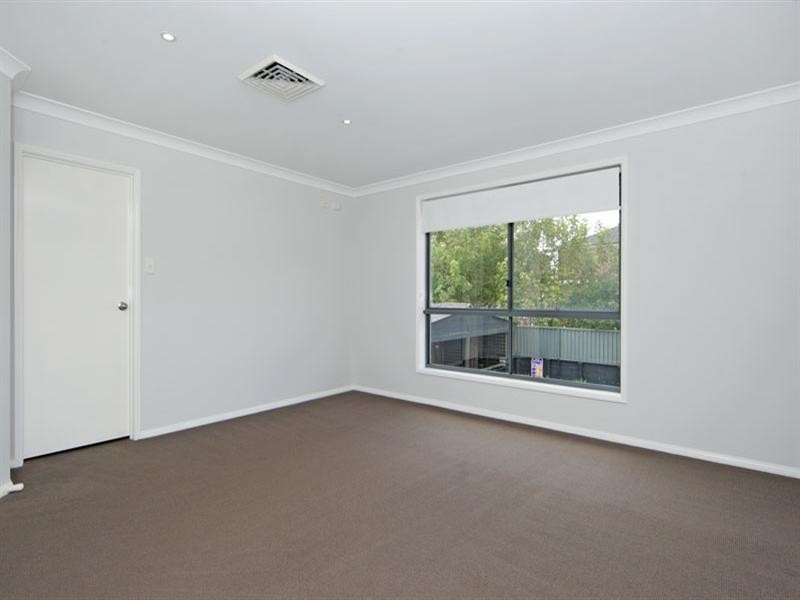 17 Farrier Crescent, Hamlyn Terrace NSW 2259