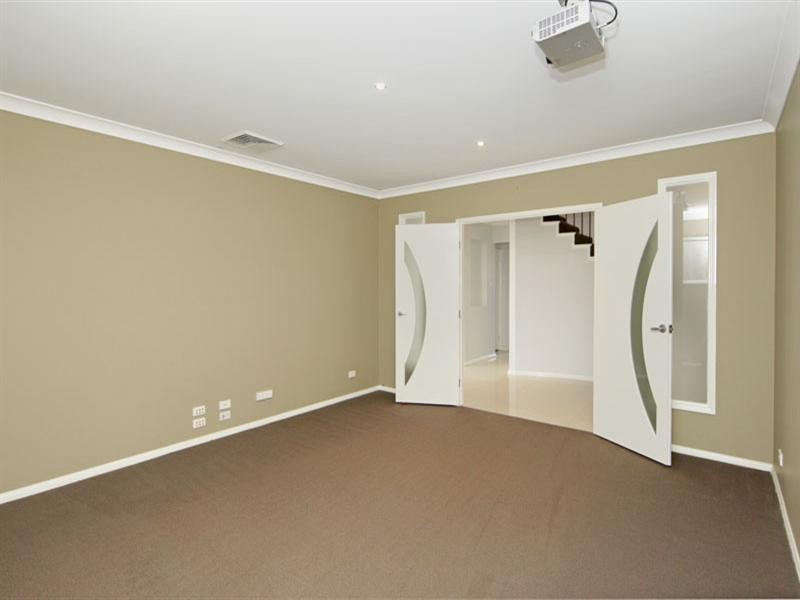 17 Farrier Crescent, Hamlyn Terrace NSW 2259