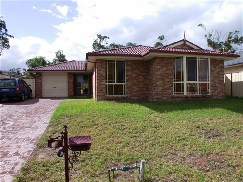 12 Hamlyn Road, Hamlyn Terrace NSW 2259