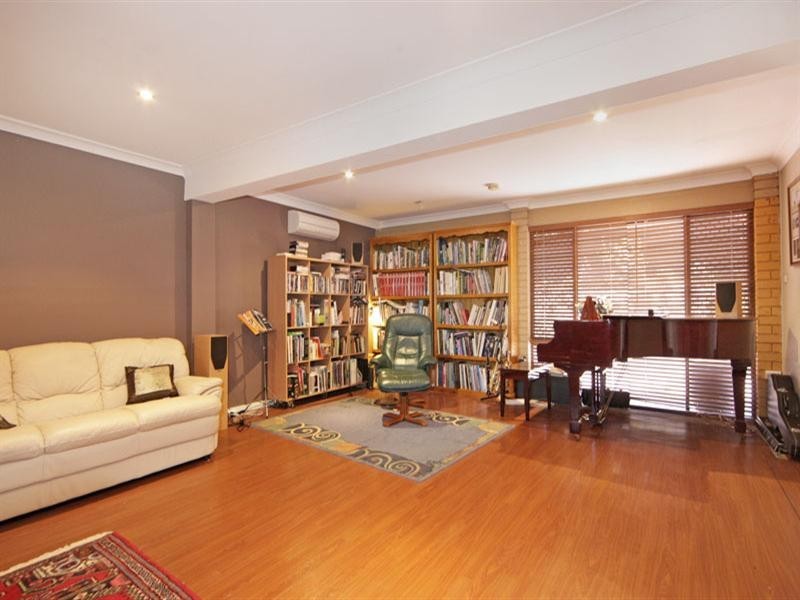 37 Donald Avenue, Kanwal NSW 2259