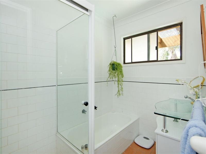 37 Donald Avenue, Kanwal NSW 2259