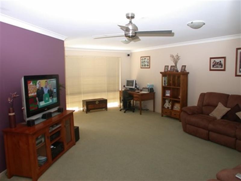 137 Manoa Road, Budgewoi NSW 2262