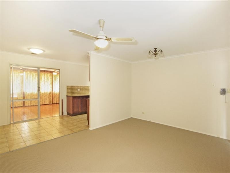 2 Jetty Avenue, Charmhaven NSW 2263