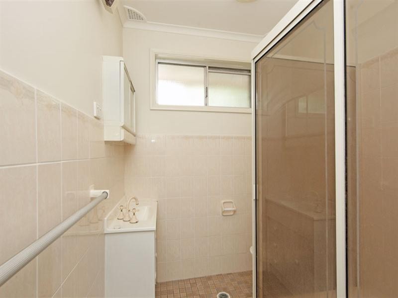 2 Jetty Avenue, Charmhaven NSW 2263