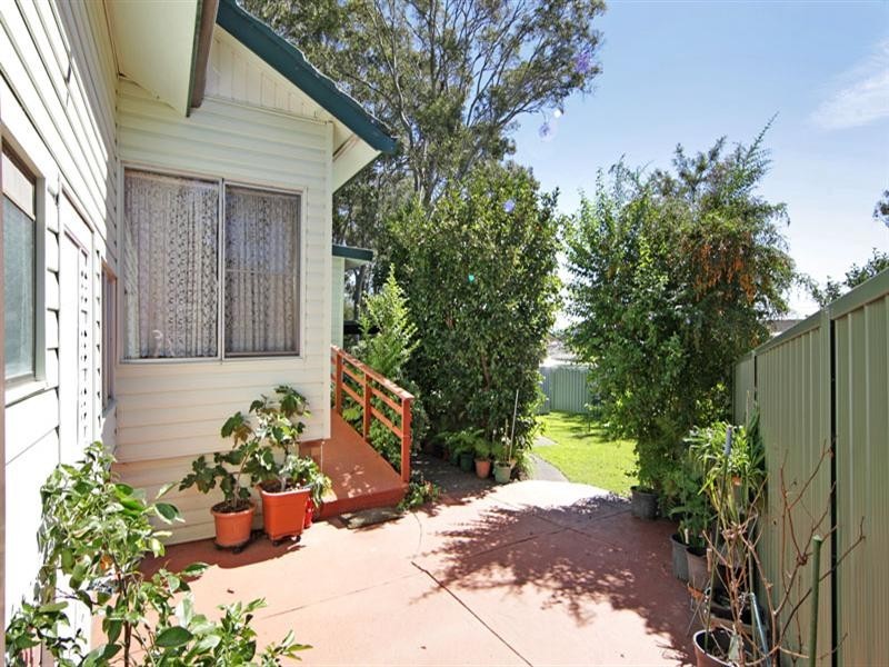 13 Tosca Drive, Gorokan NSW 2263