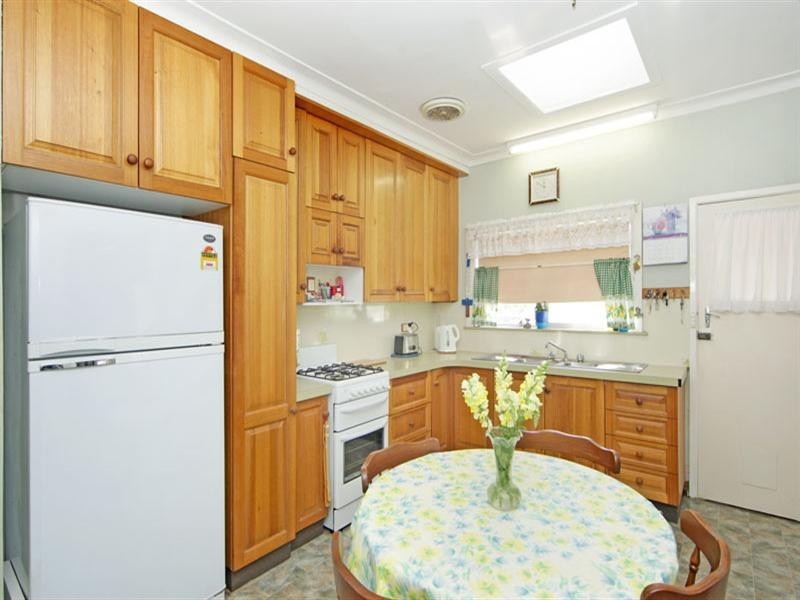 13 Tosca Drive, Gorokan NSW 2263