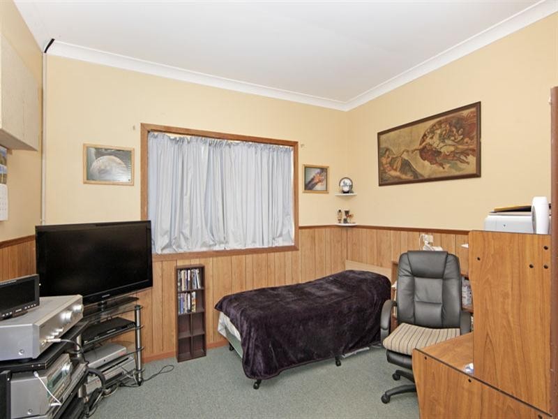 13 Tosca Drive, Gorokan NSW 2263