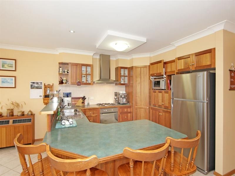 42 Derwent Drive, Lake Haven NSW 2263