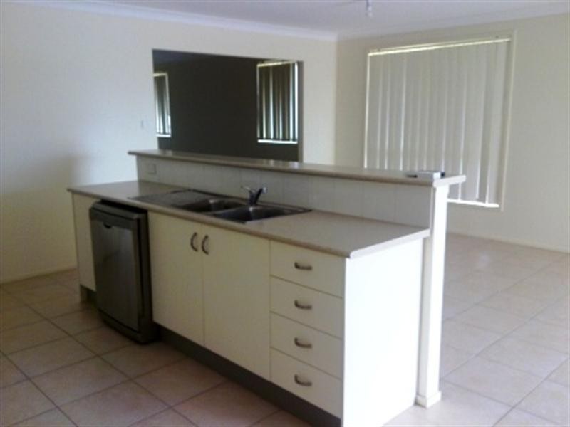 13a Greenhaven Circuit, Woongarrah NSW 2259