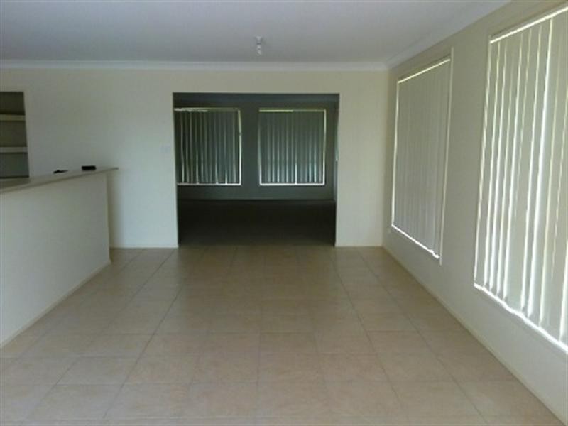 13a Greenhaven Circuit, Woongarrah NSW 2259