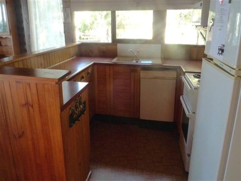 81 Malvina Parade, Gorokan NSW 2263