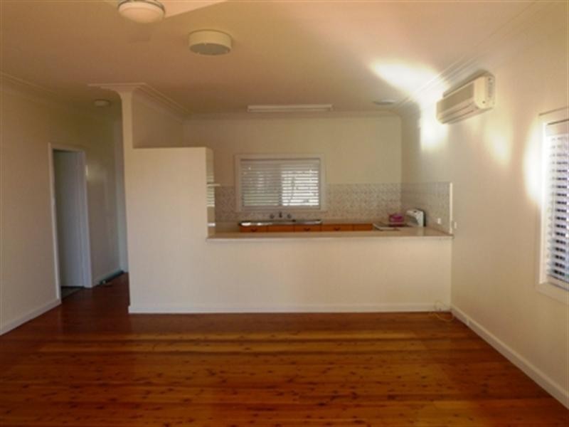 62 Main Road, Toukley NSW 2263