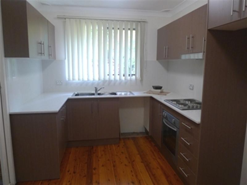 8 Munmorah Avenue, Charmhaven NSW 2263