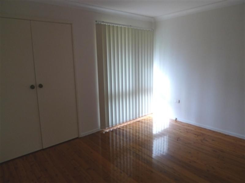 8 Munmorah Avenue, Charmhaven NSW 2263