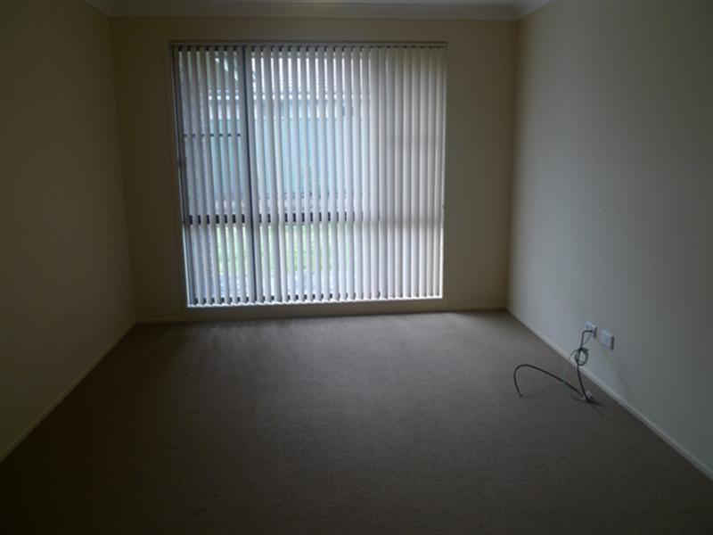 4 Kooringal Avenue, Woongarrah NSW 2259