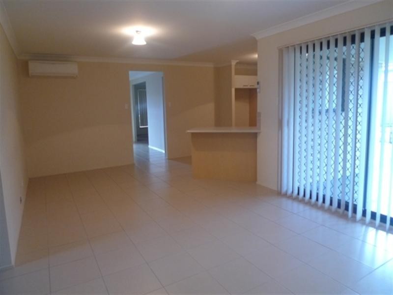 4 Kooringal Avenue, Woongarrah NSW 2259