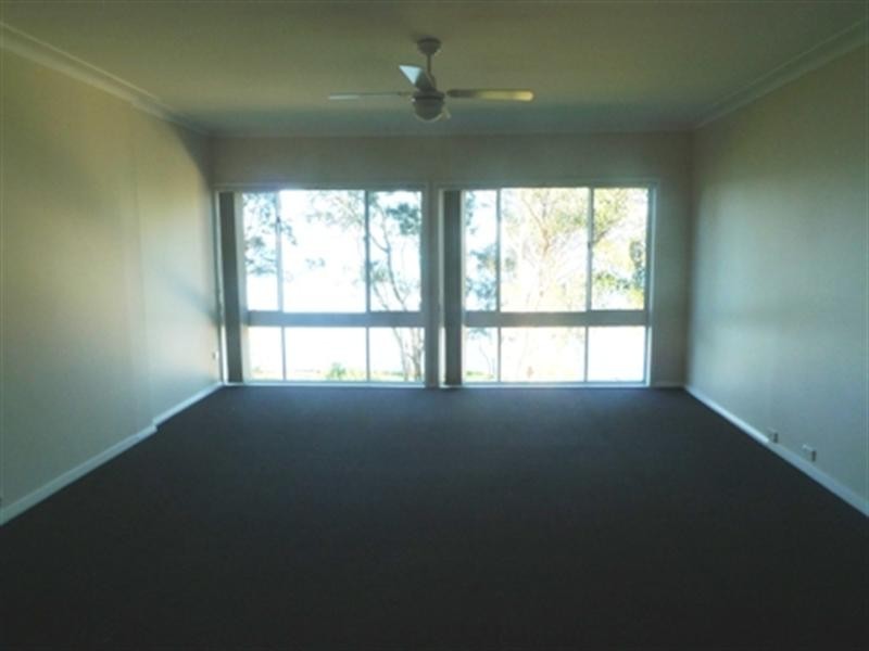 90 Marks Road, Gorokan NSW 2263