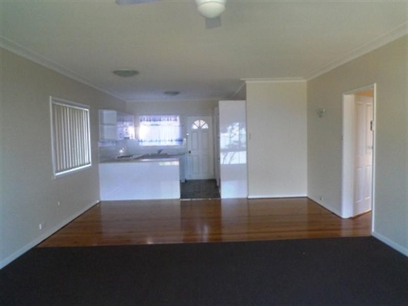 90 Marks Road, Gorokan NSW 2263