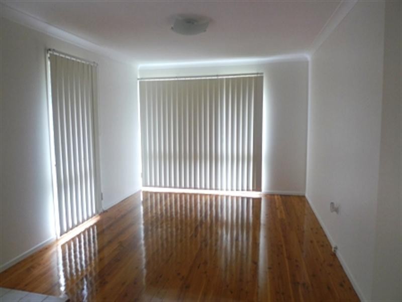 8 Munmorah Avenue, Charmhaven NSW 2263