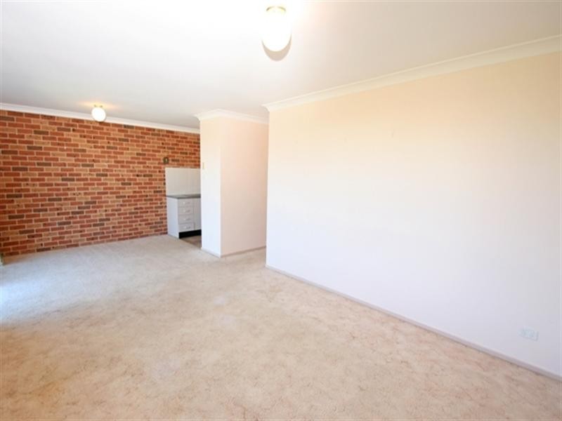 60 Roper Road, Blue Haven NSW 2262