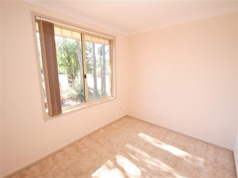 60 Roper Road, Blue Haven NSW 2262