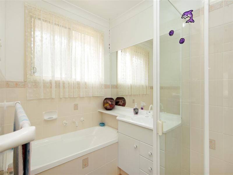 2 Nelmes Road, Blue Haven NSW 2262