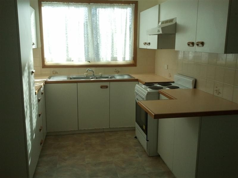 13 Goorama Avenue, San Remo NSW 2262