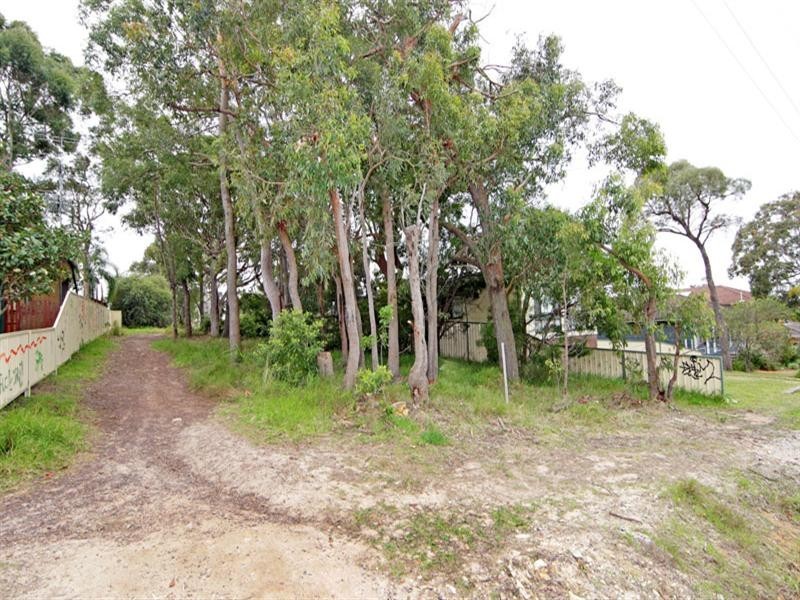 81 Moala Parade, Charmhaven NSW 2263