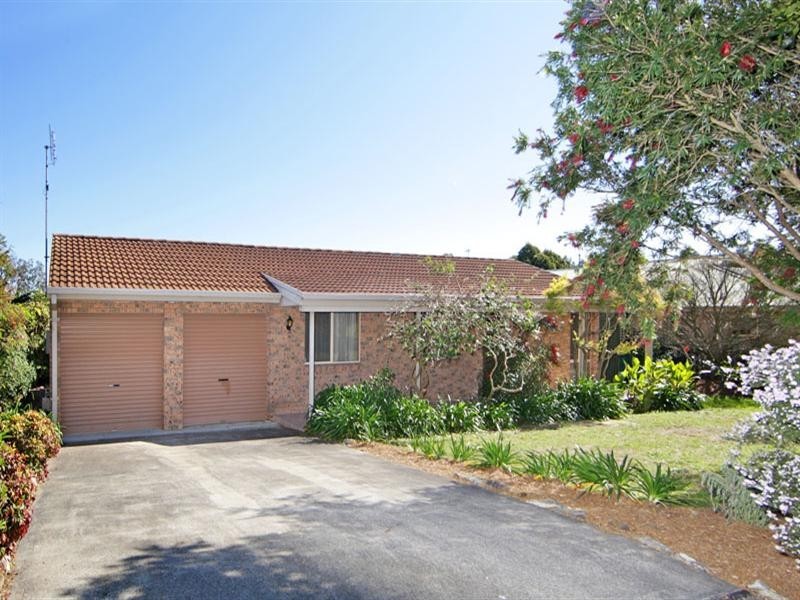 12 Bishop Street, Lake Haven NSW 2263