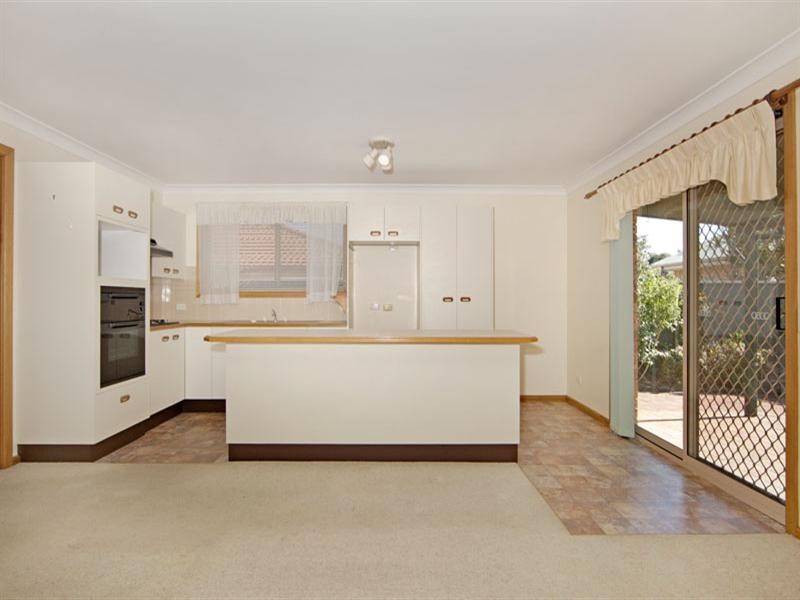 12 Bishop Street, Lake Haven NSW 2263