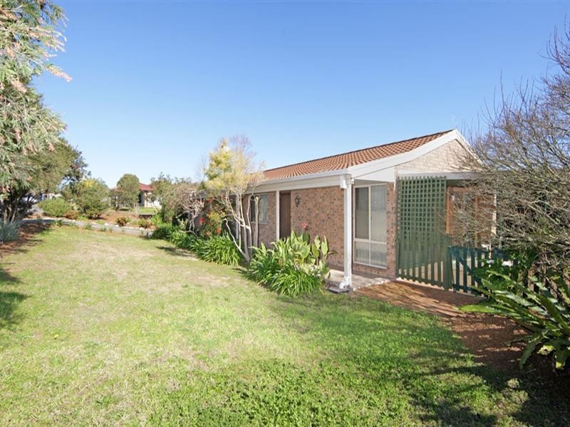 12 Bishop Street, Lake Haven NSW 2263
