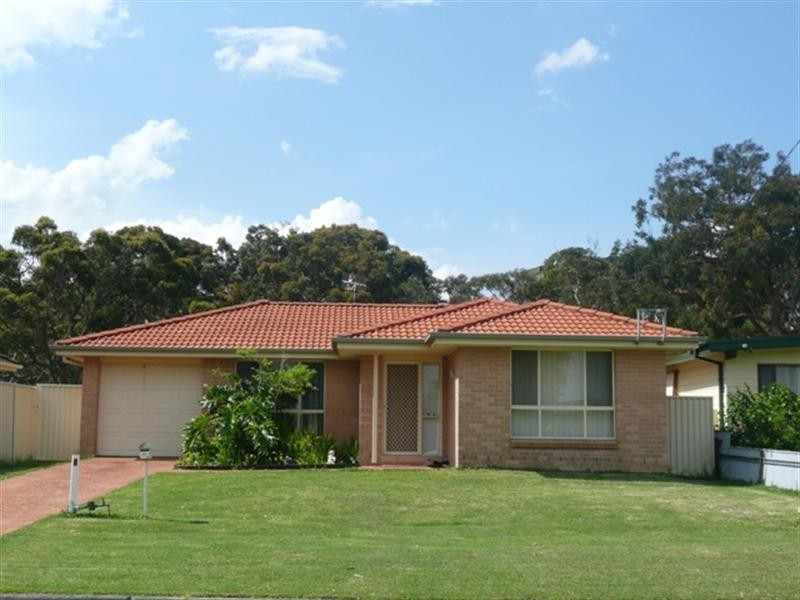 51 Ulana Avenue, Budgewoi NSW 2262