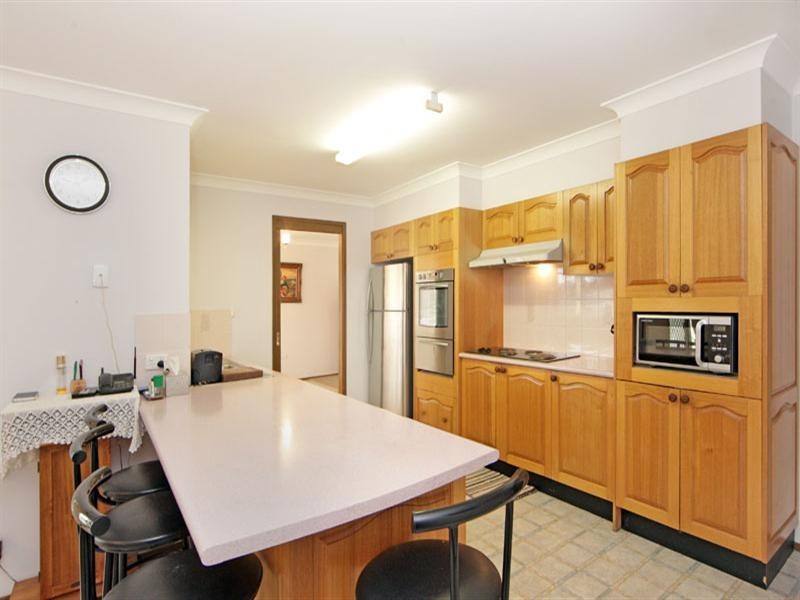 5 Oxford Drive, Lake Haven NSW 2263