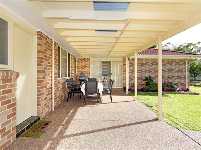 5 Oxford Drive, Lake Haven NSW 2263