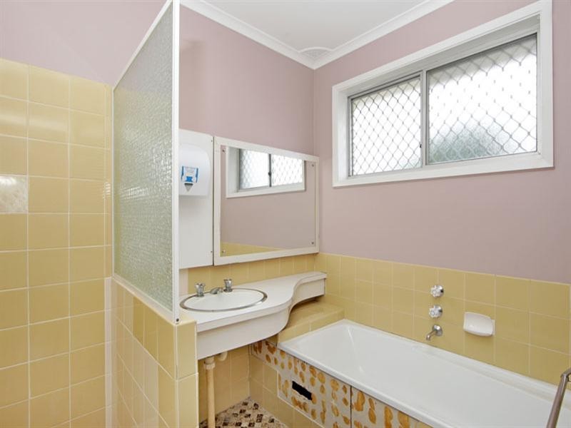 147 Main Road, Toukley NSW 2263