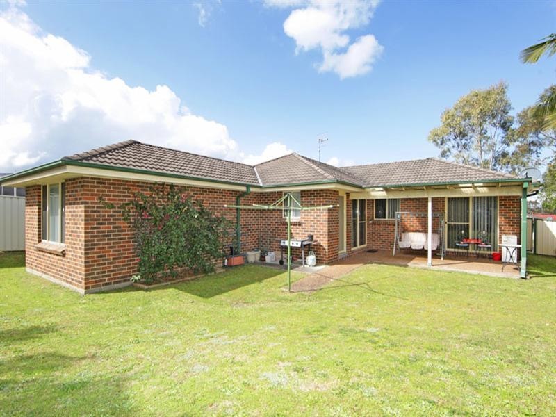 28 Lady Laurel Drive, Blue Haven NSW 2262