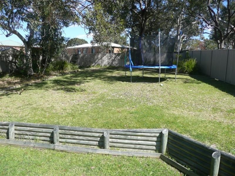 7 Winchester Drive, Lake Munmorah NSW 2259