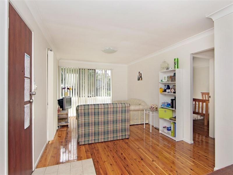 8 Munmorah Avenue, Charmhaven NSW 2263