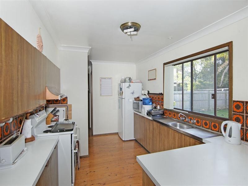 17 Suffolk Street, Gorokan NSW 2263