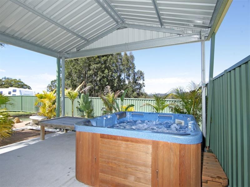 447 Hue Hue Road, Jilliby NSW 2259