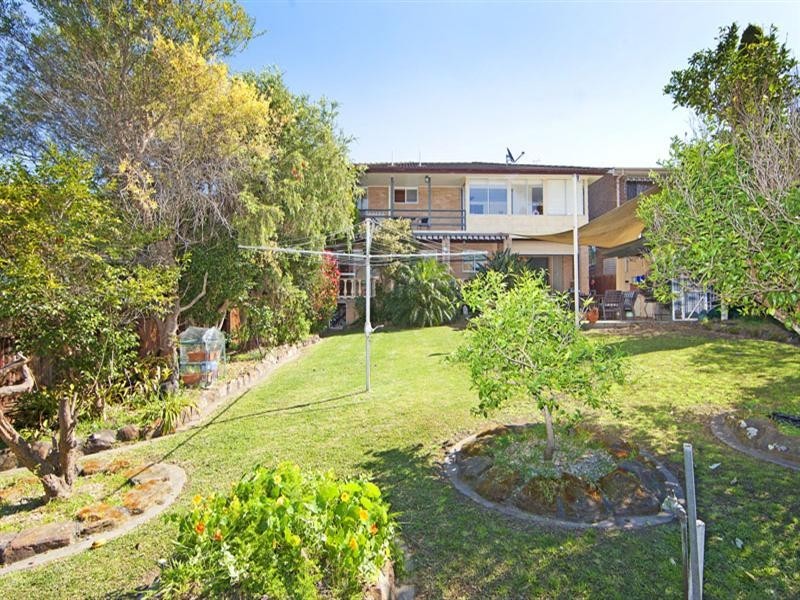 25 Grandview Parade, Gorokan NSW 2263