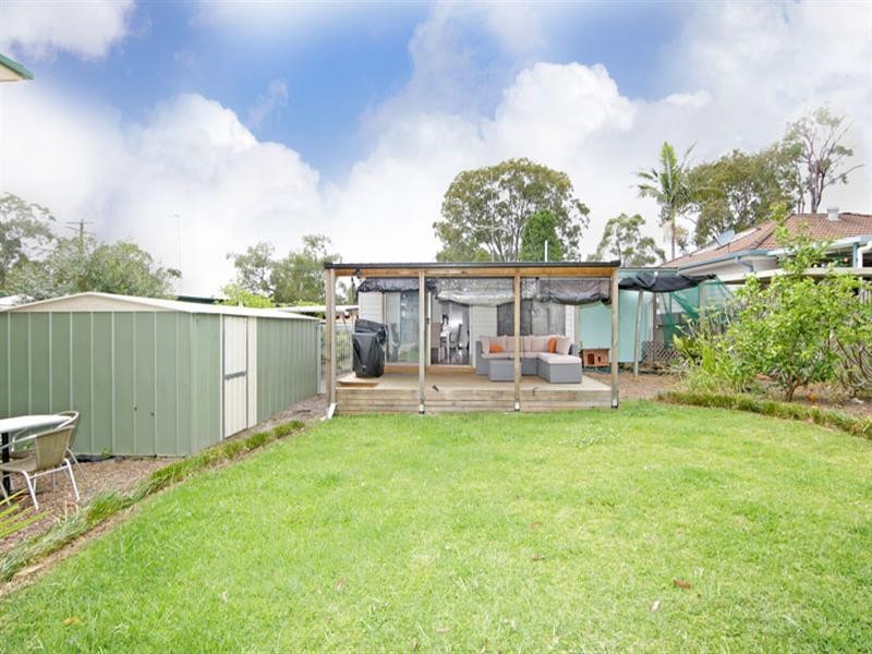 1 Anembo Avenue, Summerland Point NSW 2259