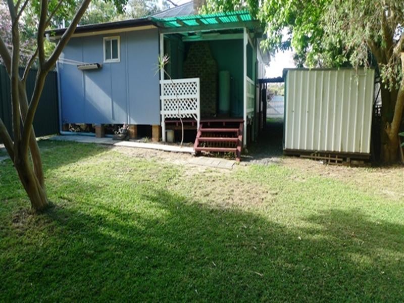 6 Murrawal Road, Wyongah NSW 2259