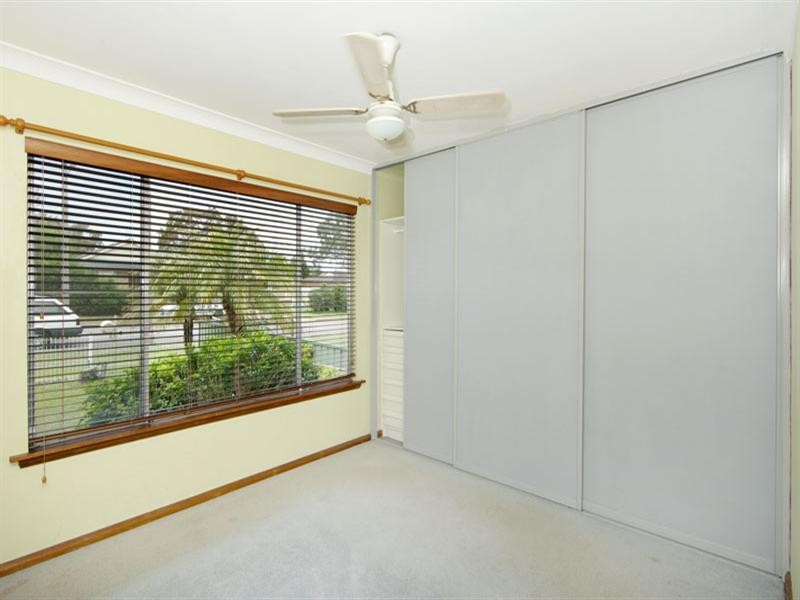 8 Skyline Street, Gorokan NSW 2263