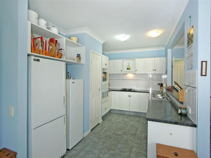 8 Arakoon, Woongarrah NSW 2259