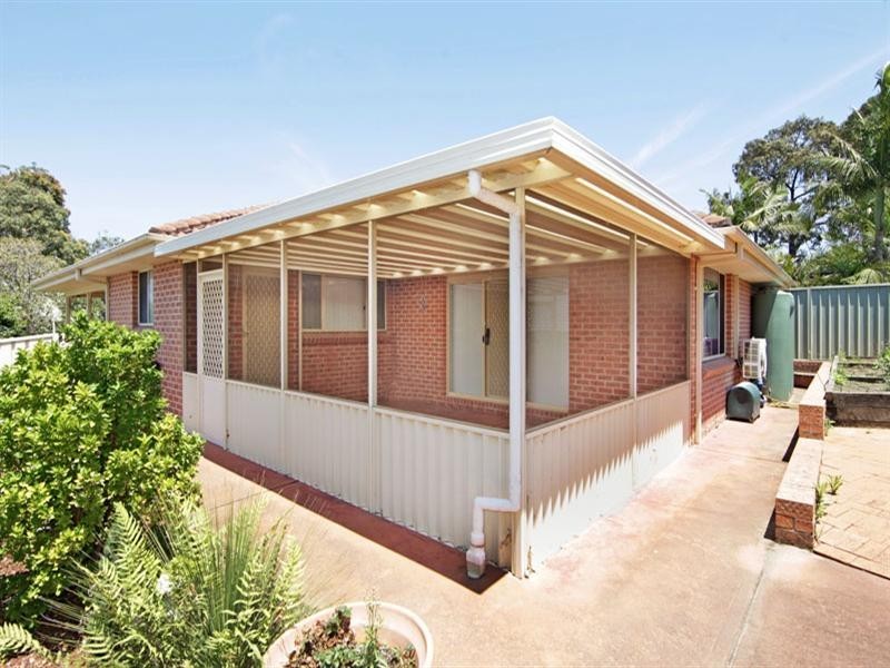 17 Christopher Crescent, Lake Haven NSW 2263