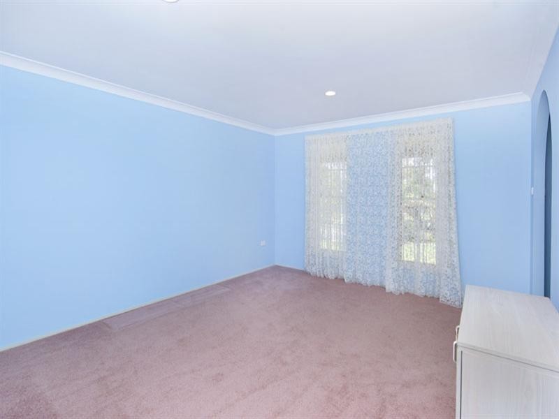 17 Christopher Crescent, Lake Haven NSW 2263